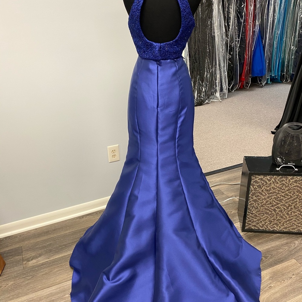 Prom Dress - Picture 3 of 3